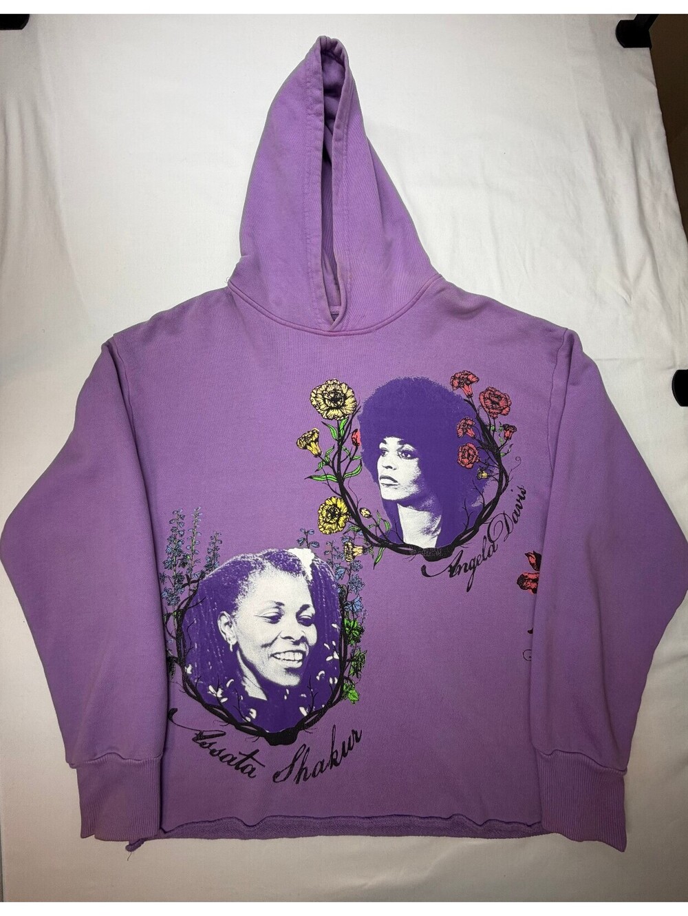 Barriers Men's Hoodie Powerful Black Women Graphics Pullover Size Medium Purple